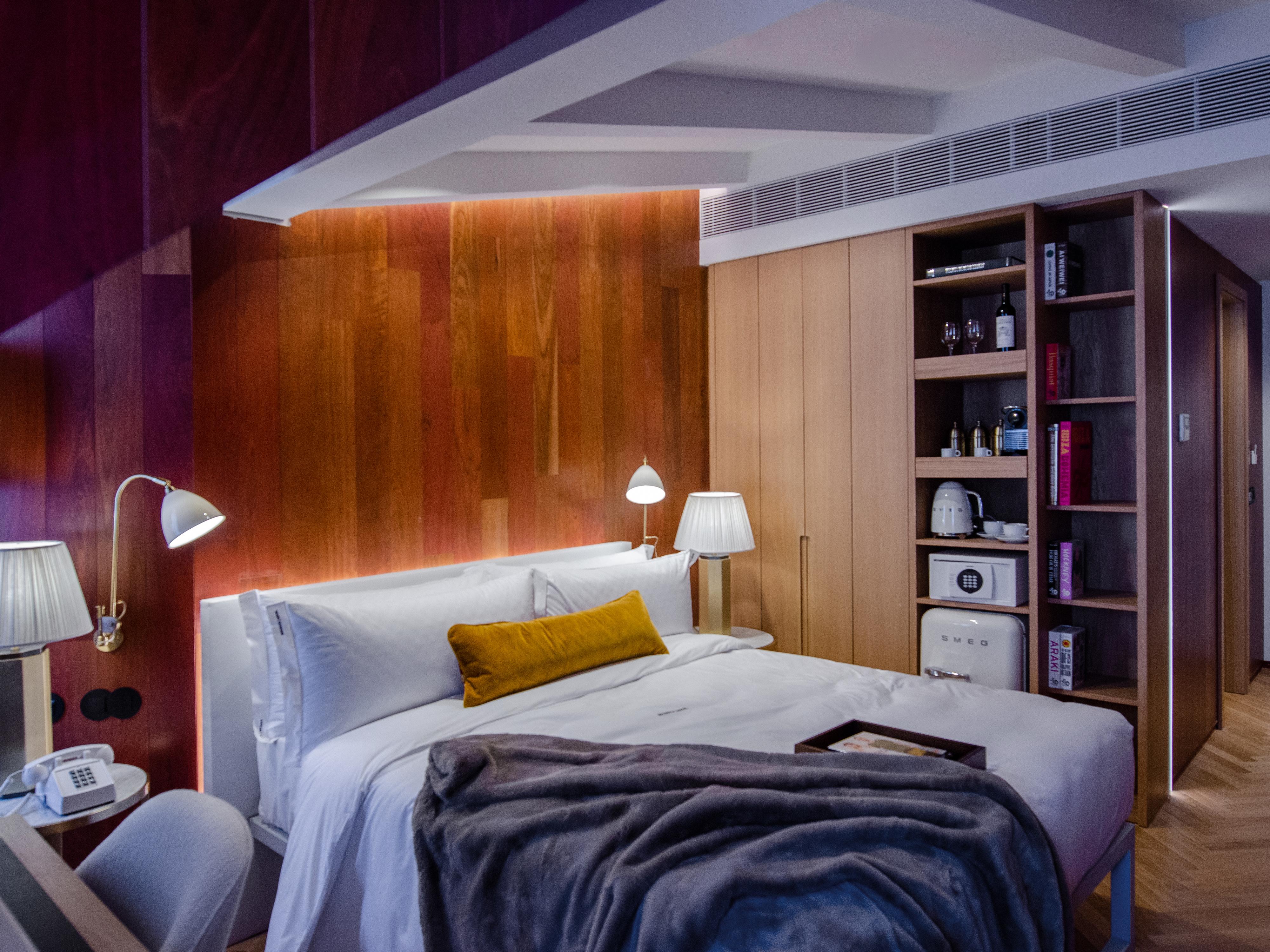 Browns Avenue Hotel Lissabon Exterior foto A bedroom at the hotel