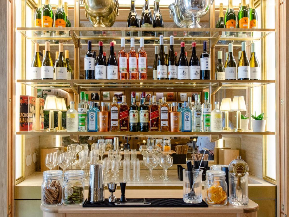 Browns Avenue Hotel Lissabon Exterior foto The bar at the Ritz